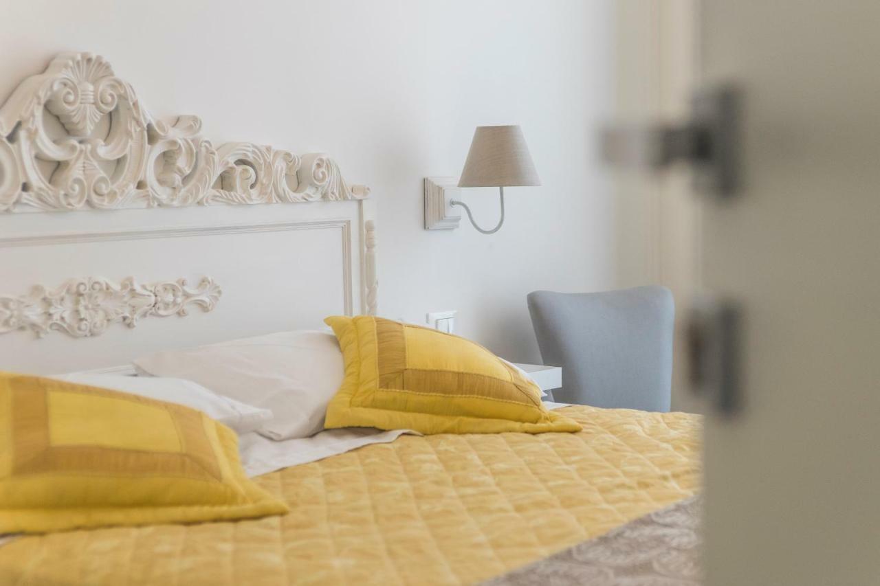 Incentro Hotel Галиполи Екстериор снимка