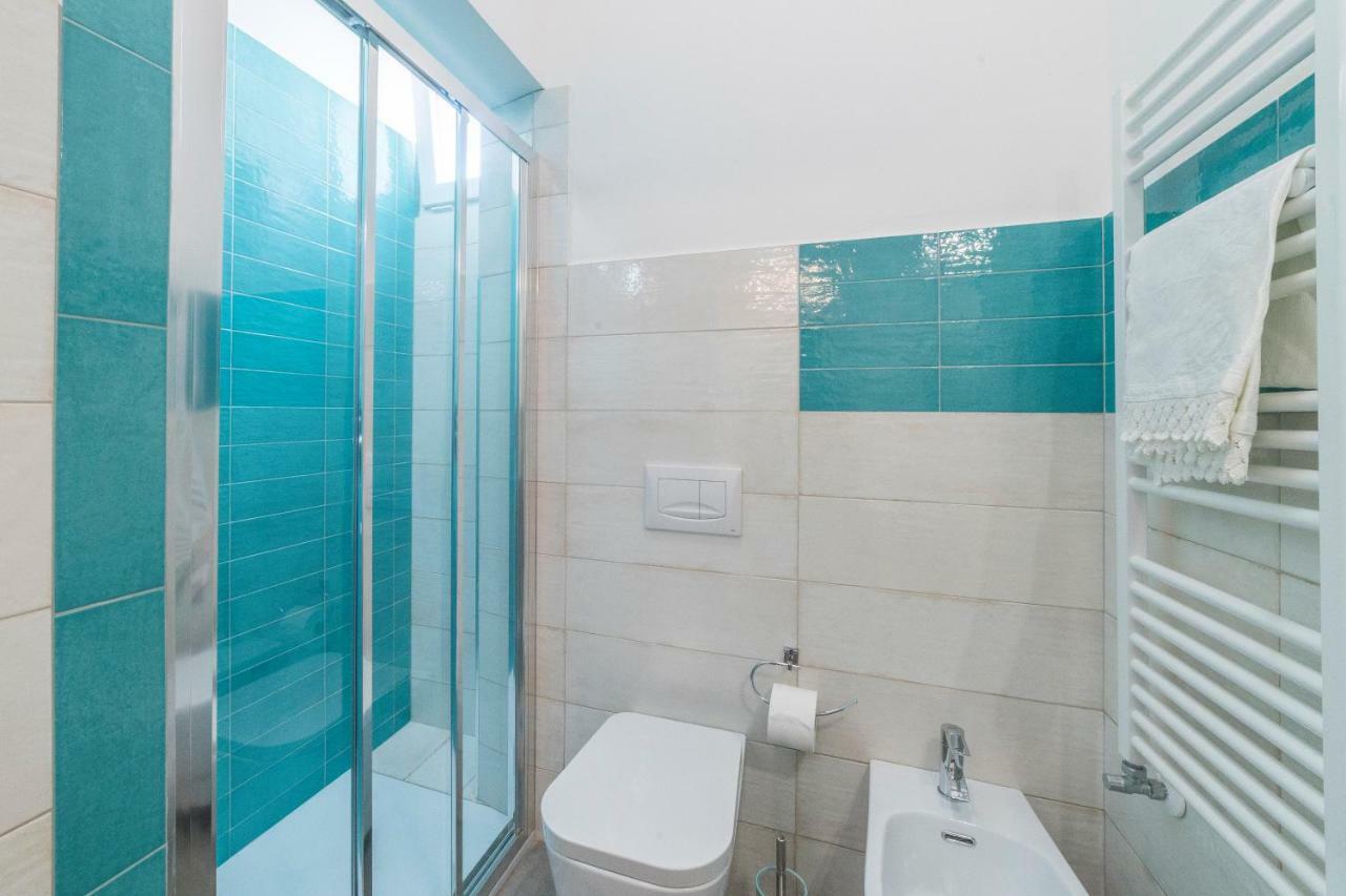 Incentro Hotel Галиполи Екстериор снимка
